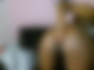 aylany_brunett's Live Sex Cam Show