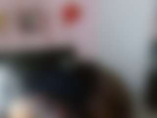 Live-sekscamshow van aylany_brunett