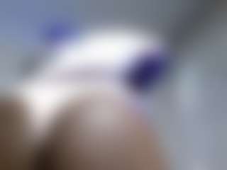aylany_brunett's Live Sex Cam Show