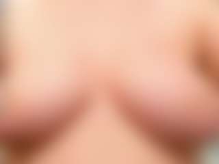 alfawoman's Live Sex Cam Show