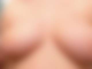 alfawoman's Live Sex Cam Show