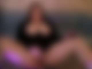 AliceOfWonders's Live Sex Cam Show