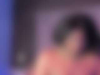 Live cam show with EmaRhodes - Spy Mature on AdultVida.com