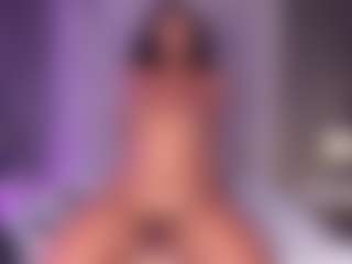 Live cam show with EmaRhodes - Double Penetration on Camsoda