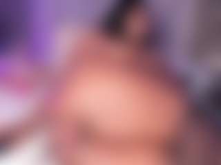 EmaRhodes's Live Sex Cam Show