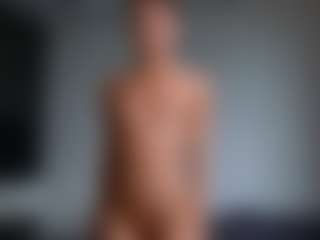 Live cam show with EnaDile - Blue Eyes on intimatelivegirls.com