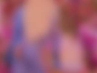 Live cam show with SpicySluts - Tease on madthumbs