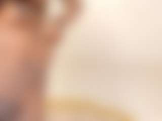 Live cam show with Tahlia M - College on Milfs Live