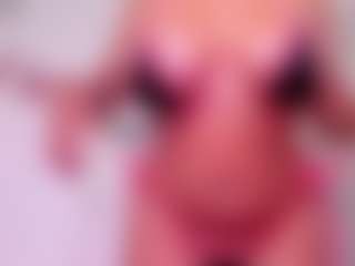 Live cam show with Violett-hott - Nipple Piercings on Camsoda