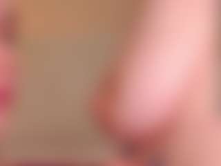 Live cam show with AbigailKuntz - Mouth on Camsoda