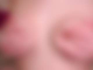 Live cam show with AbigailKuntz - Mouth on Camming Site