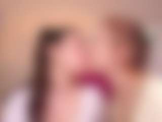 Live cam show with AbigailKuntz - Mouth on Pornisteam.com