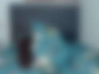 Live cam show with melanym - Ebony on makecum.org | colombia