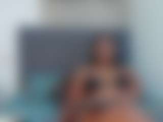 Live cam show with melanym - Shaved on Camsoda