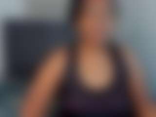 Live cam show with melanym - Ebony on CamClone | colombia