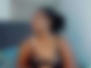 Live cam show with melanym - Upskirt on Camversity