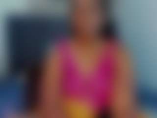 Live cam show with melanym - Colombia on Camming Site