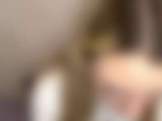 Live cam show with RozanneBarrott - Ice on Mixed Magazine Live