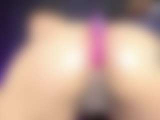 Live cam show with Assia-Roos - Juguetes on Soda Cam