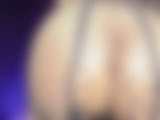 Live cam show with Nahomy - Drinking on Dolls Live