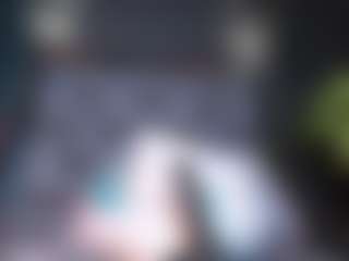Live cam show with Nahomy - Shaved on Milfs Live