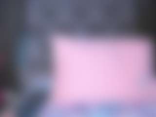 Live cam show with Nahomy - Submissive on xplaylive.com