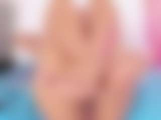 Daye-Sky's Live Sex Cam Show