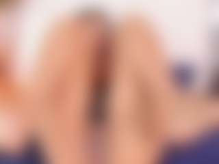 Live cam show with Daye - Moaning on liverealitysex.com