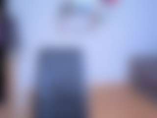 EmilyLion7's Live Sex Cam Show