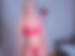 EmilyLion7's Live Sex Cam Show