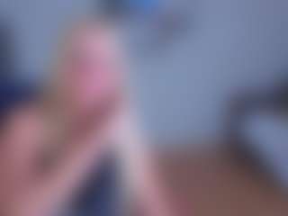 EmilyLion7's Live Sex Cam Show