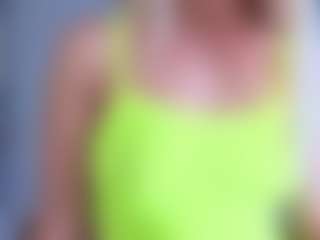 EmilyLion7's Live Sex Cam Show