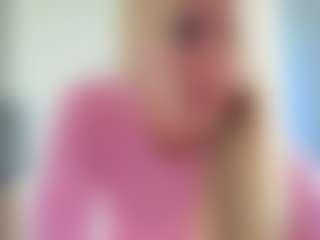 EmilyLion7's Live Sex Cam Show