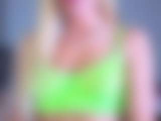 EmilyLion7's Live Sex Cam Show