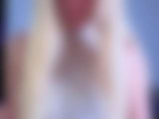 EmilyLion7's Live Sex Cam Show