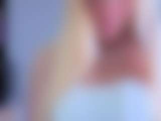 Live cam show with EmilyLion7 - Average on Camsoda