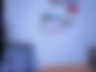 Live cam show with EmilyLion7 - Average on Hubzter Live