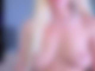 Live cam show with EmilyLion7 - Public on Camiplay Live