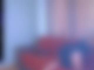 Live-sekscamshow van EmilyLion7