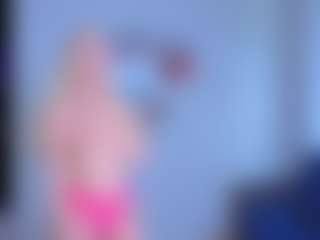 Live cam show with EmilyLion7 - Public on Camiplay Live