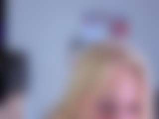 EmilyLion7's Live Sex Cam Show
