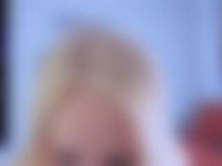 EmilyLion7's Live Sex Cam Show
