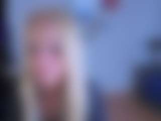 Live cam show with EmilyLion7 - Public on Hubzter Live