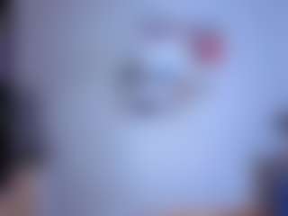 Live cam show with EmilyLion7 - Average on Camsoda