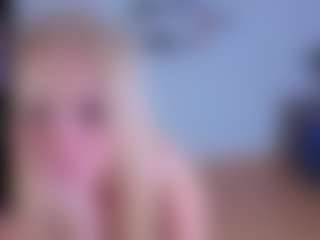 Live cam show with EmilyLion7 - Handjob on Camsoda