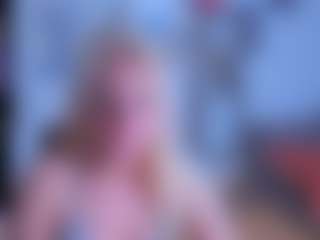 EmilyLion7's Live Sex Cam Show