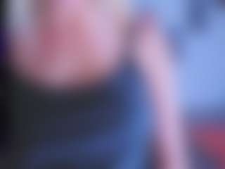 EmilyLion7's Live Sex Cam Show