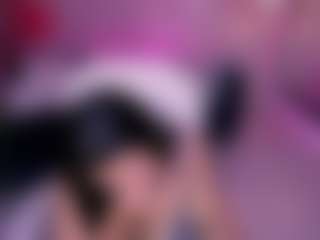 Live cam show with Kim - Tiny Tits on Chatstar
