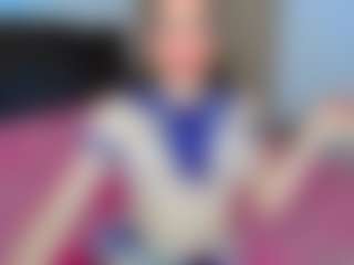 Live-camshow met AishaSofia - Smoking op Camsoda