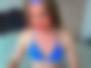 Live cam show with AishaSofia - Blue Eyes on Hubzter Live